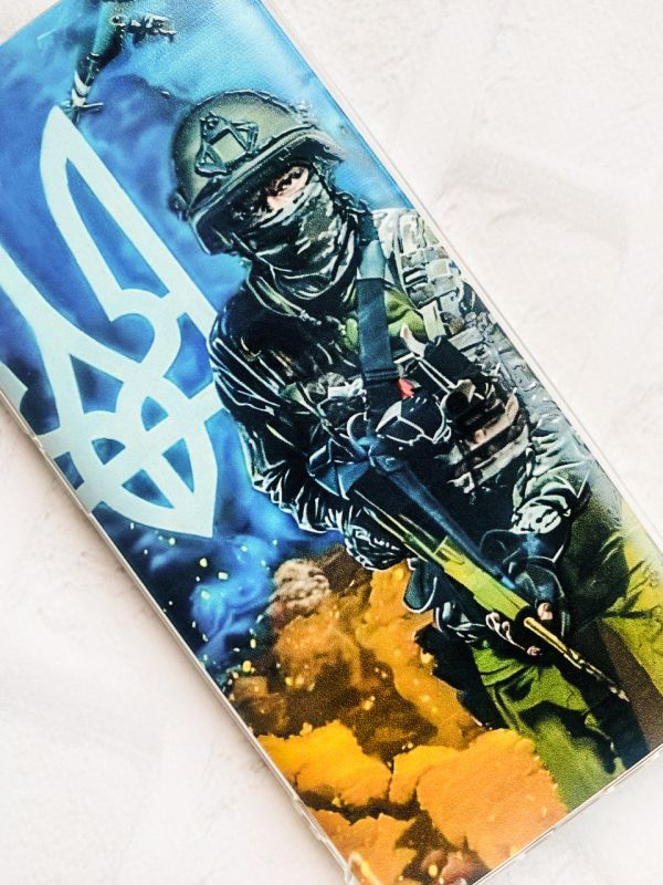 Матовий чохол з чорними боками на Apple iPhone 14 Pro Max :: Військовий (патріотичний принт 349)